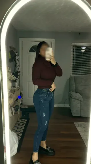Ekaterina, 29