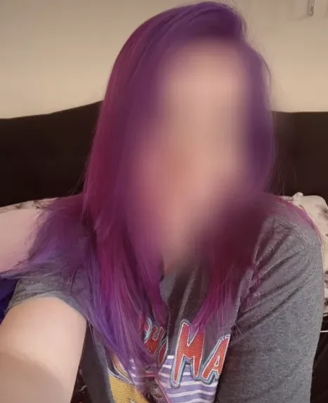 Khadija, 32