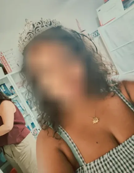 Natalia, 37