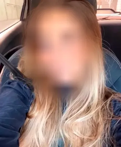 Natalia, 27