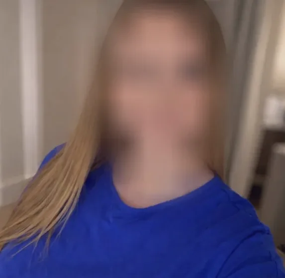 Sari, 39