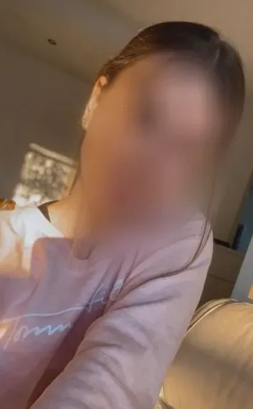 Susanna, 26