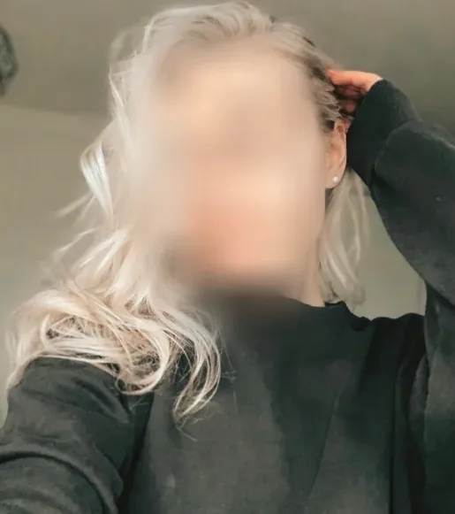 Susanna, 24